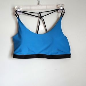 Under Armour Women's Padded Sports Bra Size L Green & Black Tag has been removed